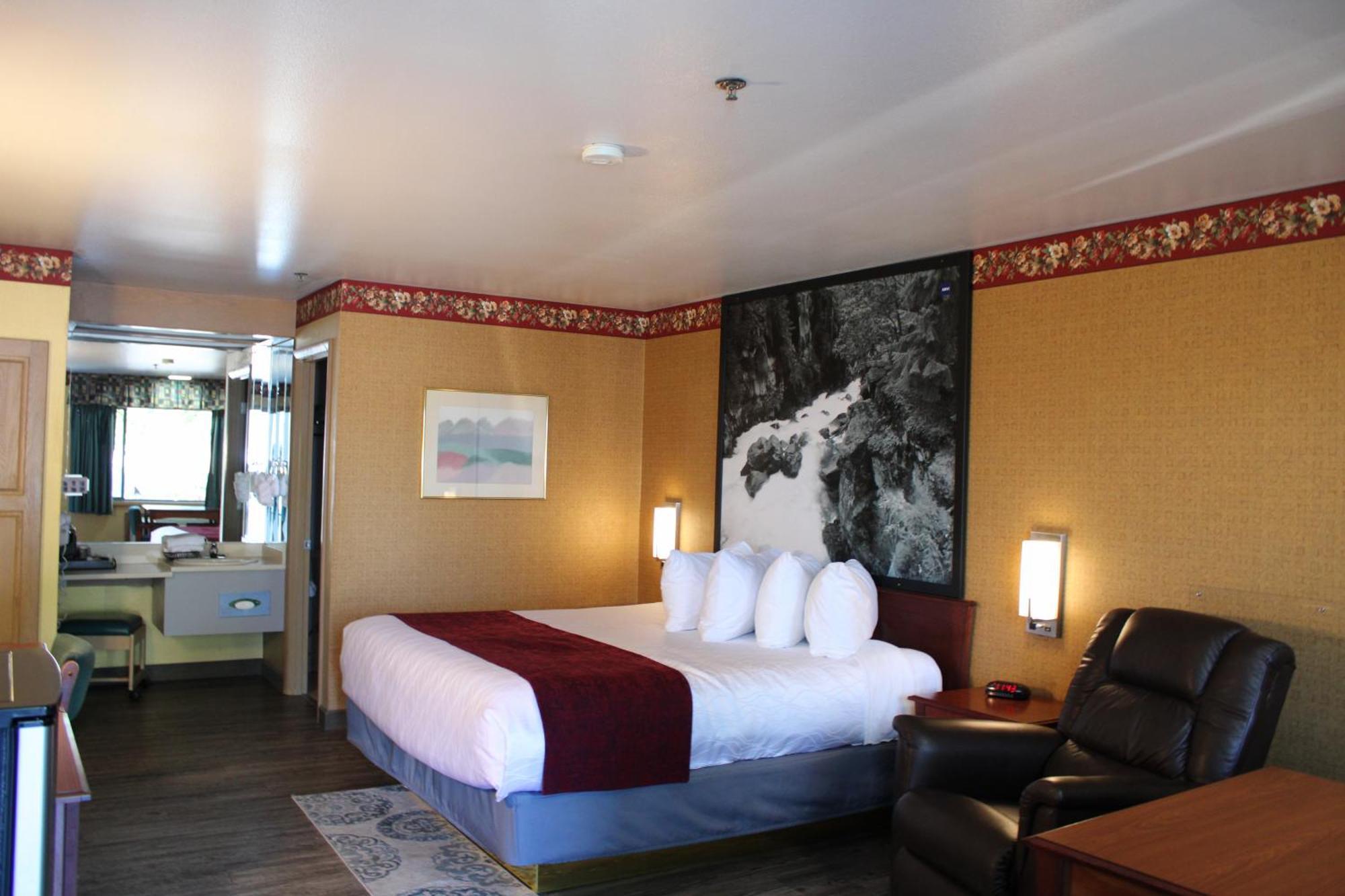 Americas Best Value Inn Phoenix Medford Exterior foto